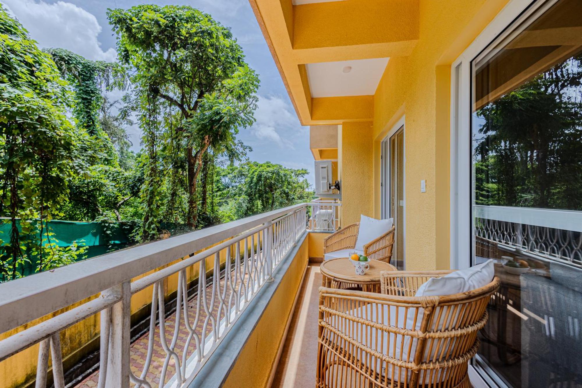 Alaya Stays 1 Bhk With Balcony & Pool - Veera Marina Candolim Exterior foto