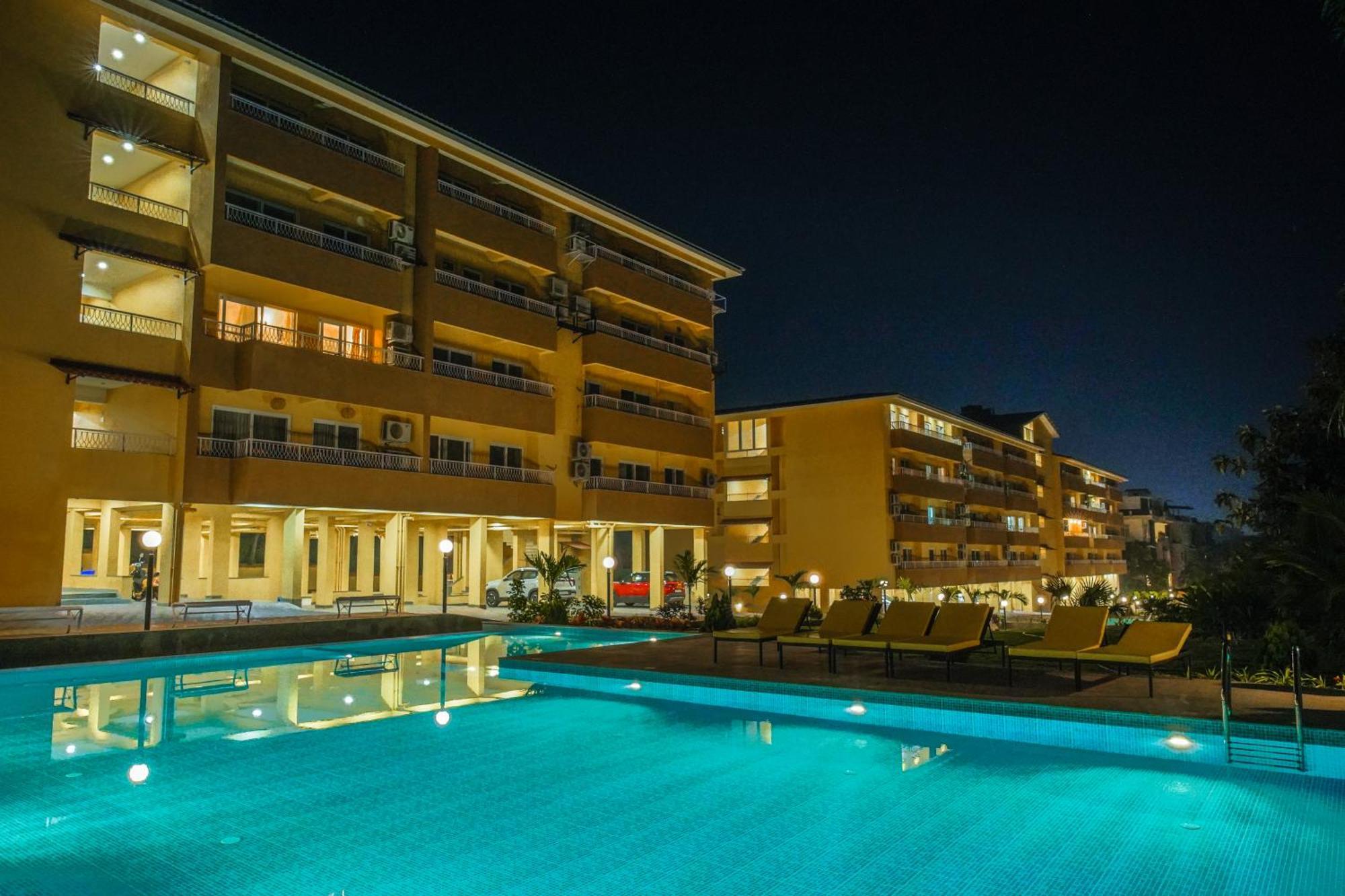 Alaya Stays 1 Bhk With Balcony & Pool - Veera Marina Candolim Exterior foto