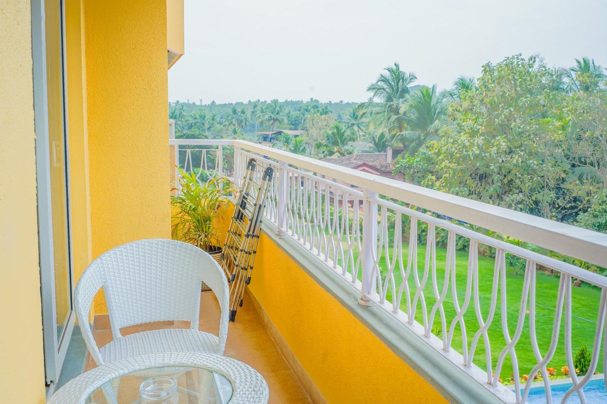 Alaya Stays 1 Bhk With Balcony & Pool - Veera Marina Candolim Exterior foto