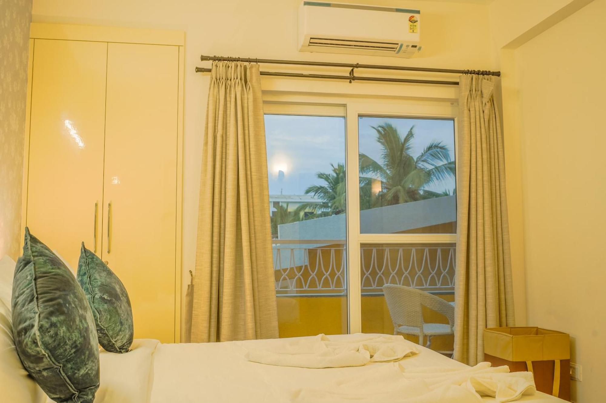 Alaya Stays 1 Bhk With Balcony & Pool - Veera Marina Candolim Exterior foto