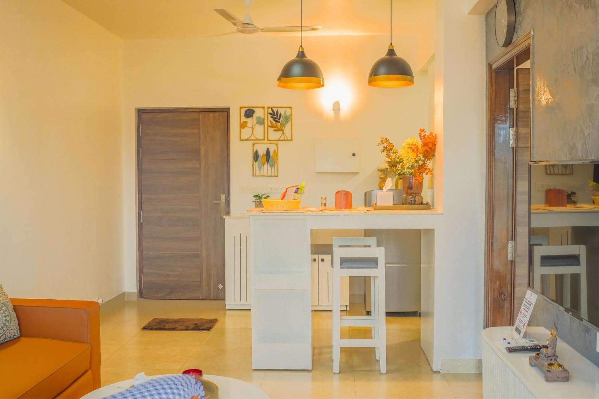 Alaya Stays 1 Bhk With Balcony & Pool - Veera Marina Candolim Exterior foto